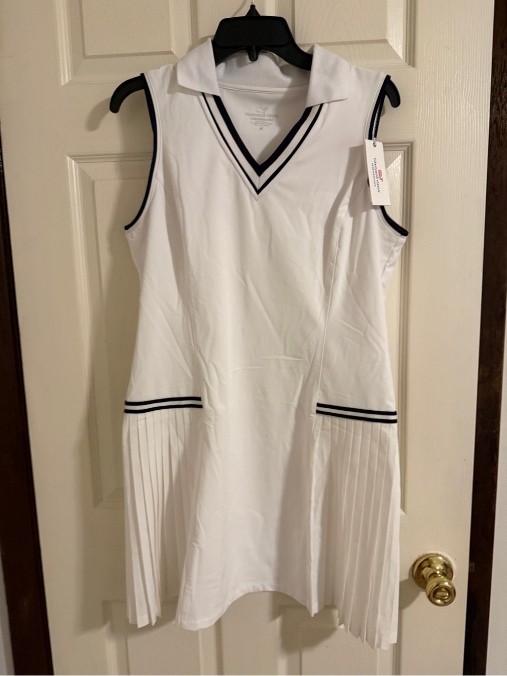 Vineyard Vines White Sleeveless Polo Dress with Navy Trim - Picture 2 of 4